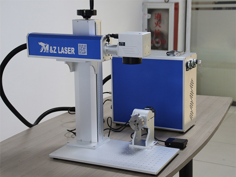 China Metal Fiber Laser Engraver Machine with Rotary Attachment