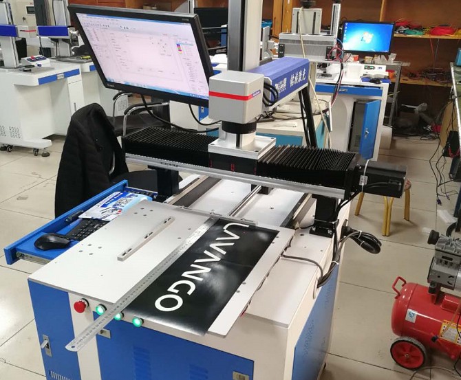 500*500mm large format <font color='red'><font color='red'>FIBER</font></font> <font color='red'><font color='red'>LASER</font></font> marking machine for logo printing