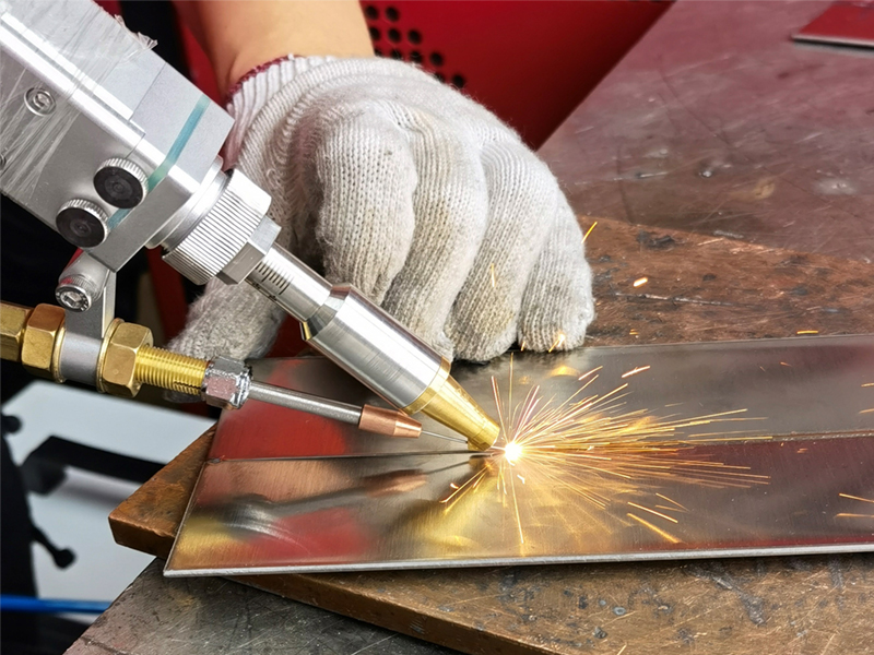 metals handheld laser welding